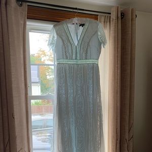 VICI Lace Maxi Dress